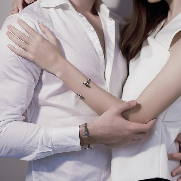 Golden Love Couple Cuff - Regeneration Zone